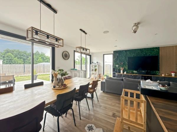 BREST SAINT MARC - Maison contemporaine de 171 m² construite en 2022 (sous garantie décennale).