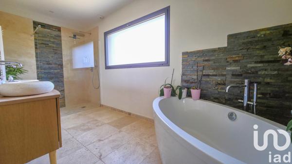 Maison à vendre 5 pièces 149 m² Méjannes-le-Clap