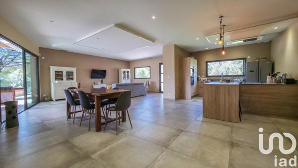 Maison à vendre 5 pièces 149 m² Méjannes-le-Clap