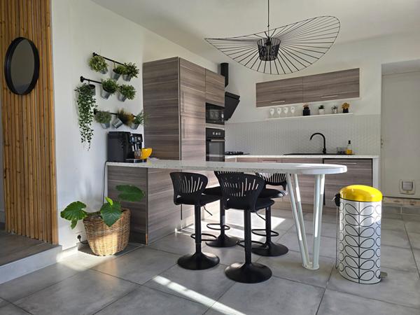 Maison familiale chambre en RDC + grange et garage