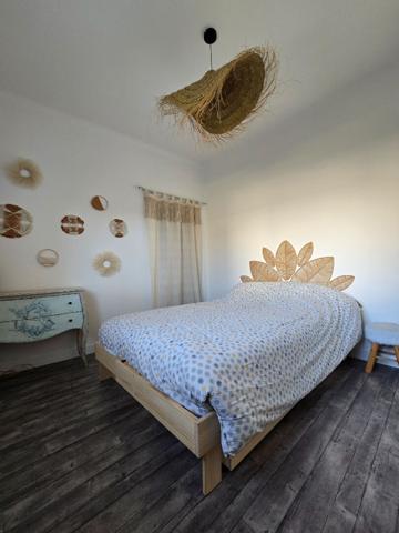 Maison familiale chambre en RDC + grange et garage