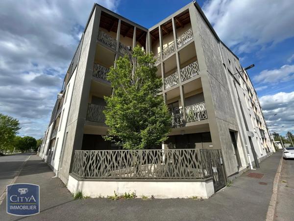 Appartement à louer 3 pièces 61.15m² Tours (37100)
