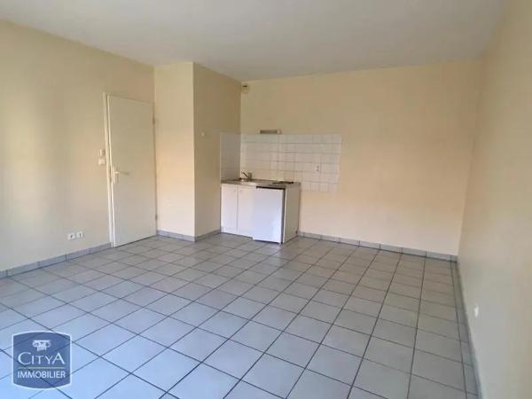 Appartement à louer 2 pièces 37.44m² Périgueux (24000)