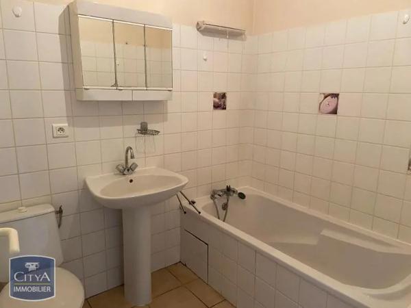 Appartement à louer 2 pièces 37.44m² Périgueux (24000)