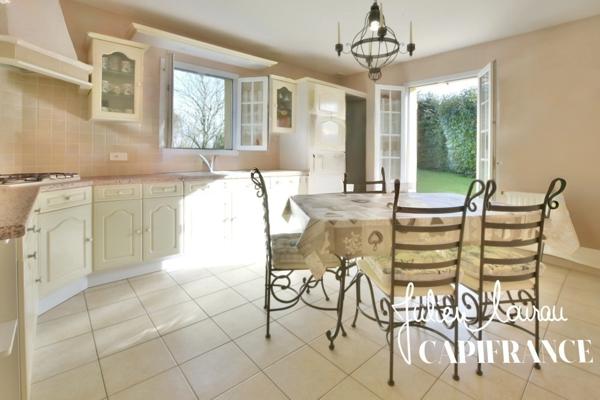 Dpt Finistère (29), à vendre TREGUNC maison P5 de 165,72 m² - Terrain de 1 400,00 m²