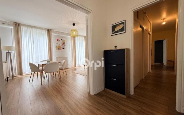 Appartement à vendre    4 pièces • 88 m2 Douai