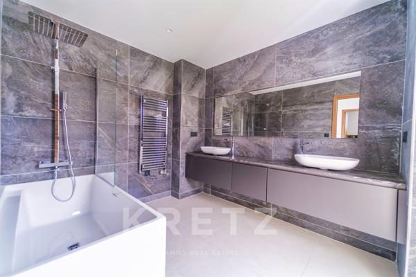 Villa contemporaine en bord de mer