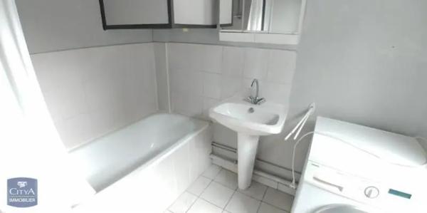 Appartement à louer 2 pièces 39.75m² Lille (59000)