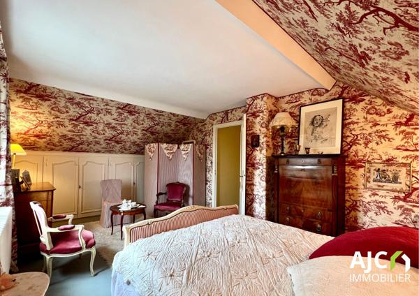 Savonnières (37510) Propriété avec parc et piscine