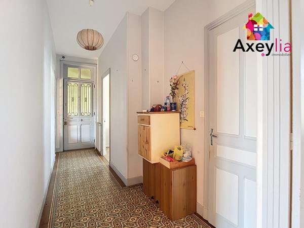 Le Coteau (42120) A VENDRE - LE COTEAU - MAISON DES ANNÉES 30 AVEC TROIS CHAMBRES, TERRAIN ET DÉPENDANCES