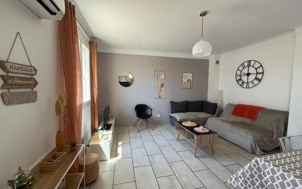 Appartement à vendre    2 pièces •  Saint-Estève