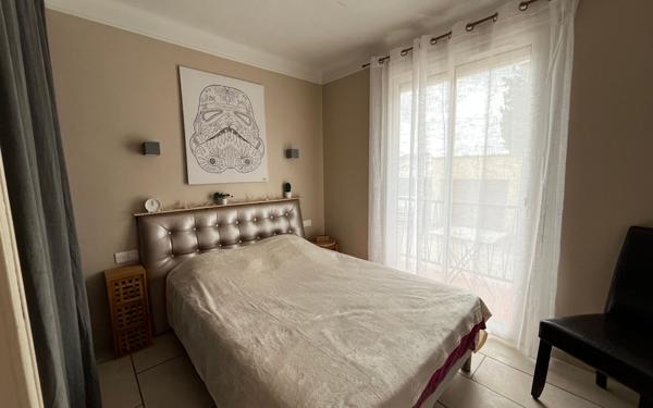 Appartement à vendre    2 pièces •  Saint-Estève