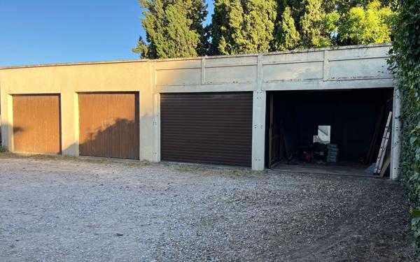 Appartement à vendre    2 pièces •  Saint-Estève