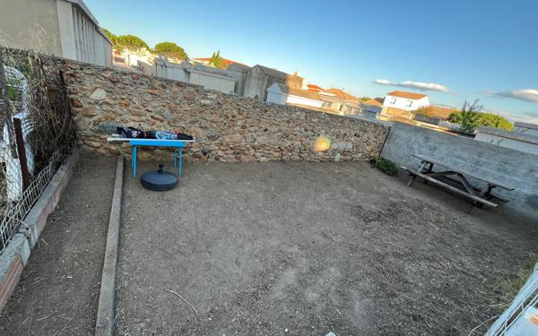 Appartement à vendre    2 pièces •  Saint-Estève