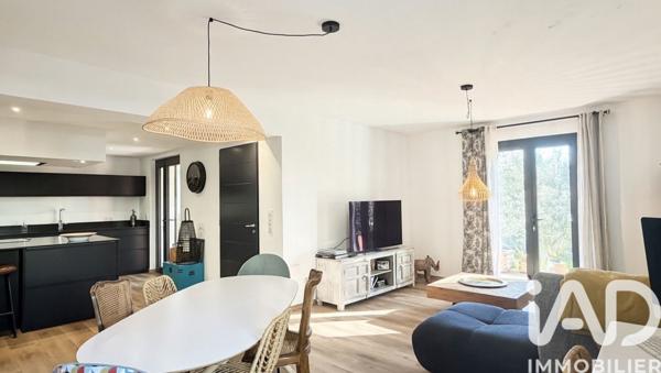 Maison à vendre 5 pièces 137 m² L'Isle-sur-la-Sorgue