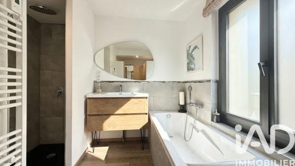 Maison à vendre 5 pièces 137 m² L'Isle-sur-la-Sorgue