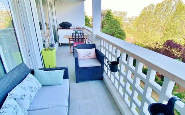 Appartement à vendre    3 pièces • 70 m2 Sainte-Foy-lès-Lyon