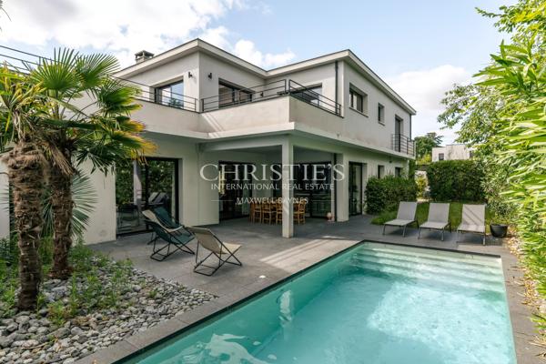 CAUDÉRAN CENTRE – DOMAINE PRIVÉ – 5 CHAMBRES  – PISCINE