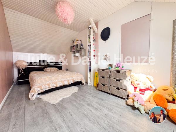 Maison
         4 pièces
        - 75 m² 299 000 € *