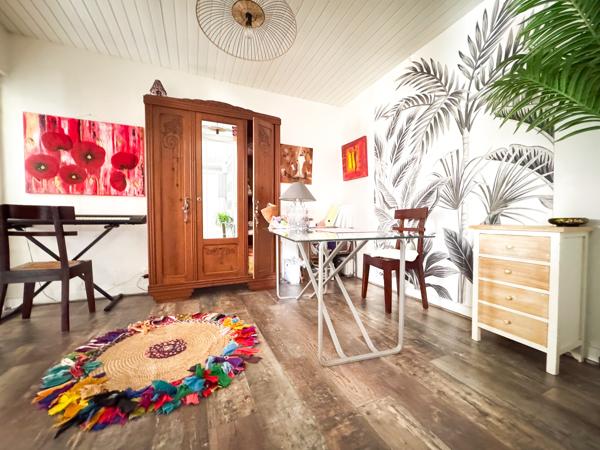 Maison
         4 pièces
        - 75 m² 299 000 € *