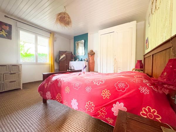 Maison
         4 pièces
        - 75 m² 299 000 € *