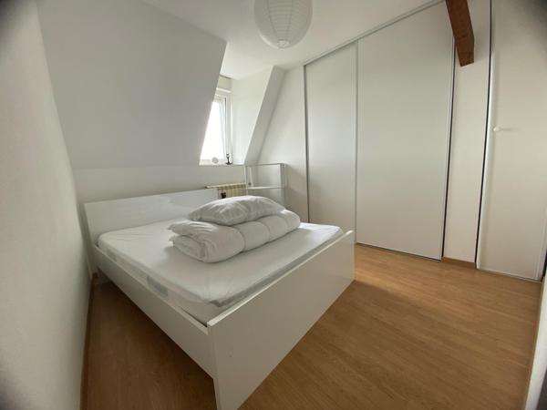 À LOUER – Superbe T4 meublé rénové de 84 m² – Dernier étage – BELFORT Centre