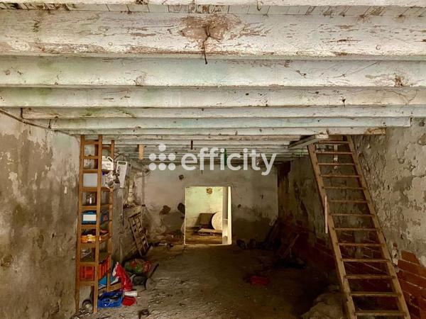 Maison
         1 pièce
        - 140 m² Exclusivité 140 000 € *