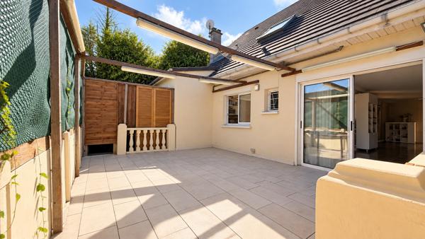 Maison 8 pièces 204 m2