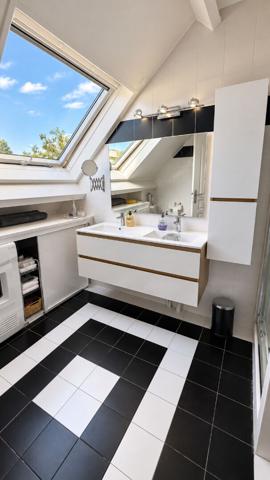 Maison 8 pièces 204 m2