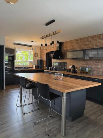 Élegante maison à Saint-germain-les-corbeil 4 pièce(s) 110 m2