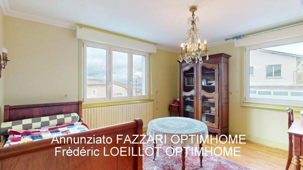 À vendre en exclusivité : Grande maison individuelle de 192 m² avec vue panoramique à Dun-sur-Meuse, proche de la Belgique et du Luxembourg !