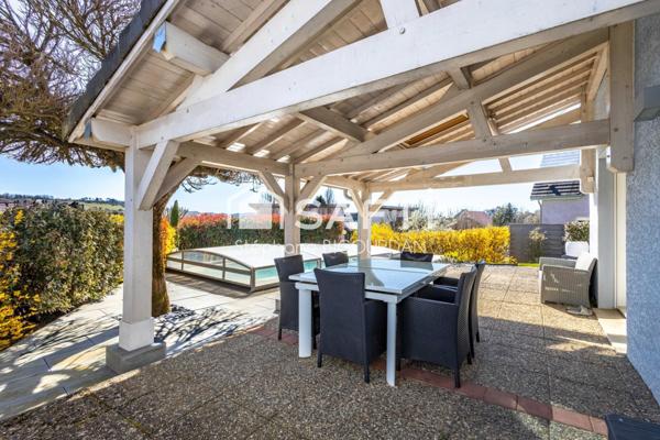 Maison individuelle 160m², 5 ch, 900m², piscine, Pirey