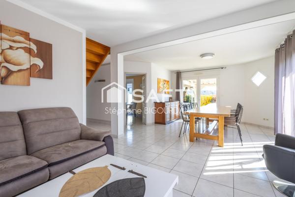 Maison individuelle 160m², 5 ch, 900m², piscine, Pirey