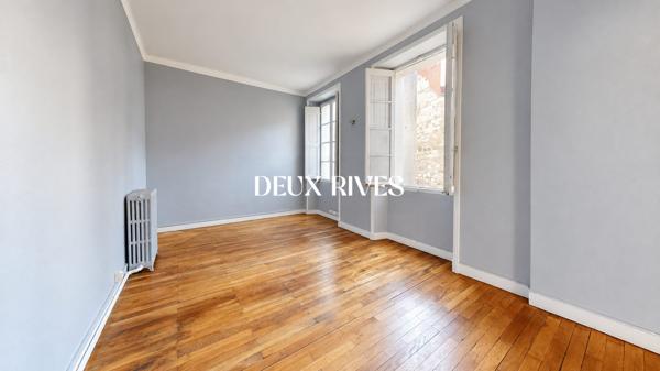 Grand T3 de 94m2 dans immeible avec ascenseur