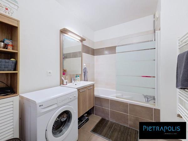APPARTEMENT T3 DE PLUS DE 63 M2 AVEC TERRASSE DE 16 M2
