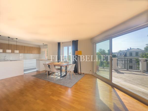 Appartement 6 pièces - 130 m² Bien prestige