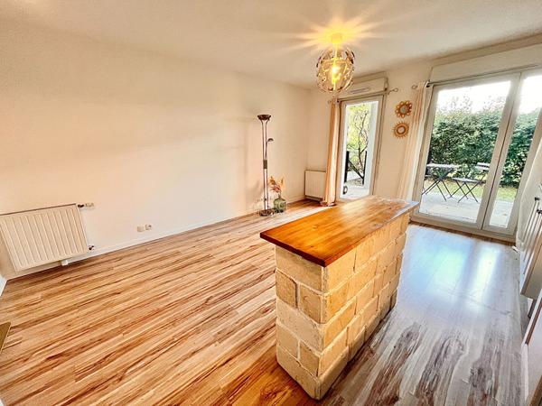 À vendre : Appartement 2 pièces à Cergy €187 000 ** - Référence 2217