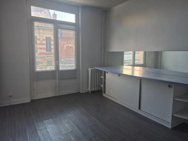 Local commercial à louer 72m² Liévin (62800)