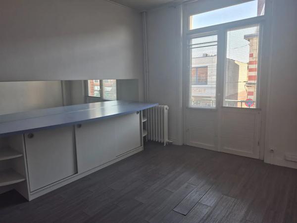 Local commercial à louer 72m² Liévin (62800)