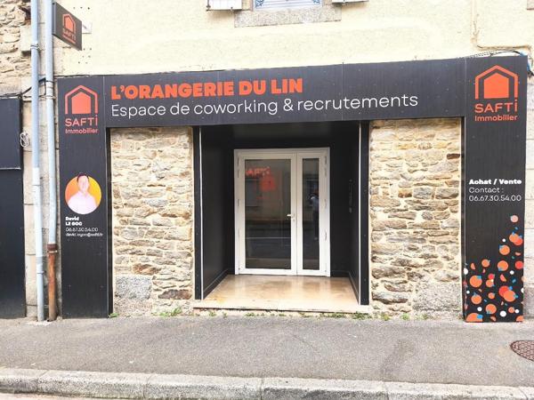 Fouesnant, en impasse, le centre ville à pied, maison d'architecte, 143 m², 4 chambres, deux bureaux, sous-sol enterré, double garage