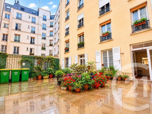à vendre  58 m 2   PARIS  - 75013