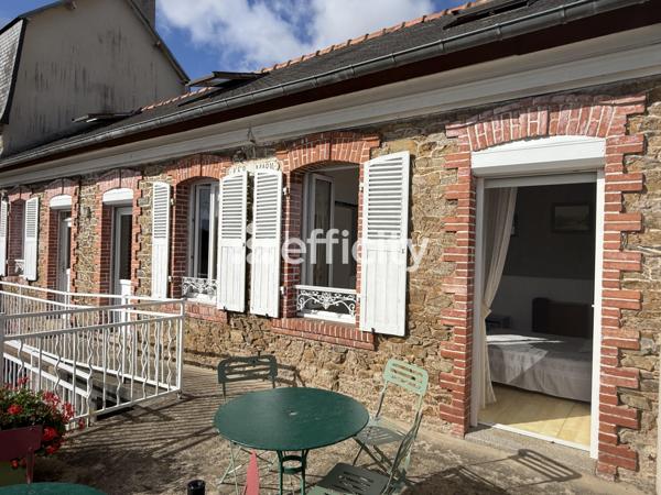 Maison
         5 pièces
        - 55 m² 152 500 € *