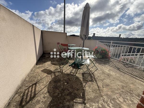 Maison
         5 pièces
        - 55 m² 152 500 € *