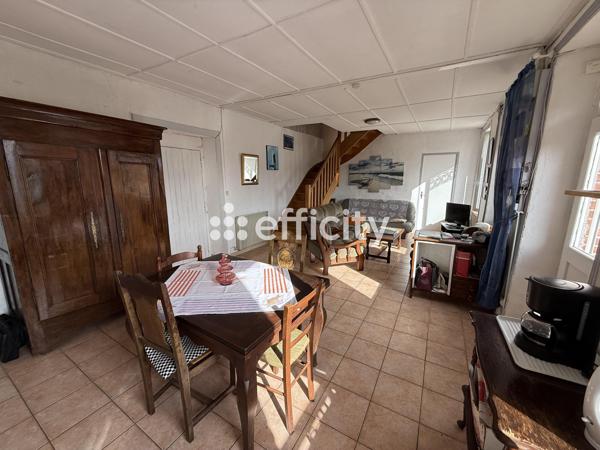 Maison
         5 pièces
        - 55 m² 152 500 € *