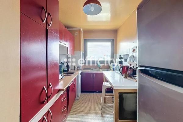 Appartement
         3 pièces
        - 66 m² Exclusivité 360 000 € *