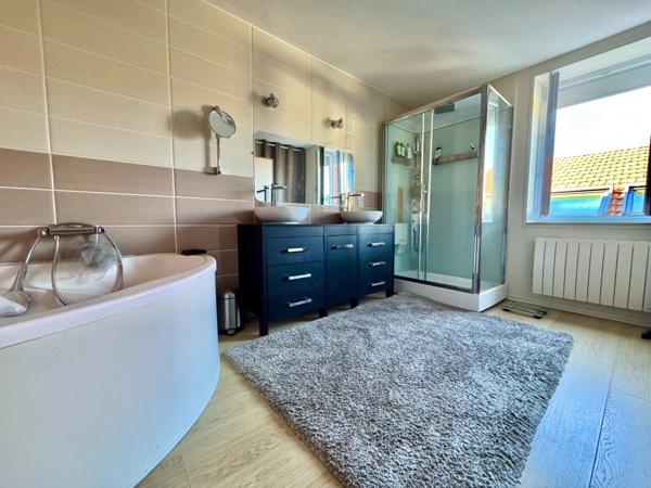 CHANGY (42) - MAISON de 150 m2 habitable sur 405 m2 de TERRAIN - 3 CHAMBRES