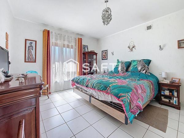 VILLA  3 FACES - 3 CHAMBRES - GARAGE - VUE DÉGAGÉE