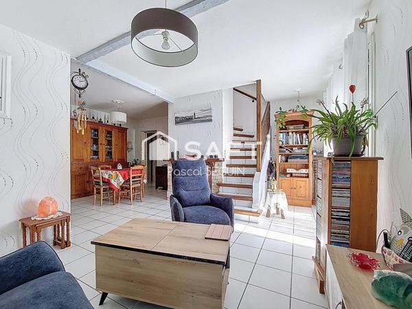 VILLA  3 FACES - 3 CHAMBRES - GARAGE - VUE DÉGAGÉE