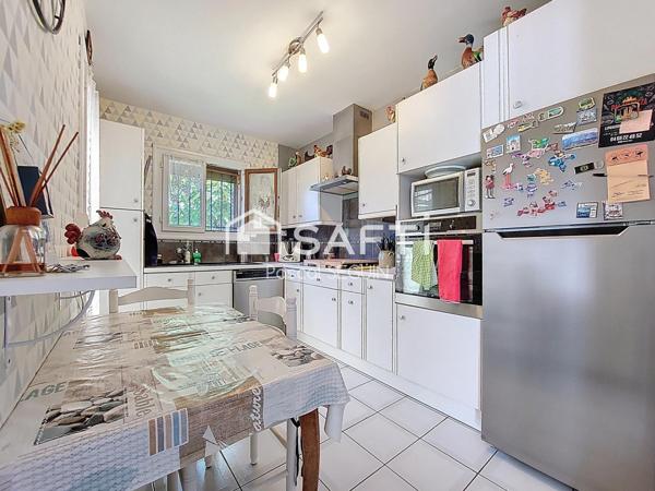 VILLA  3 FACES - 3 CHAMBRES - GARAGE - VUE DÉGAGÉE