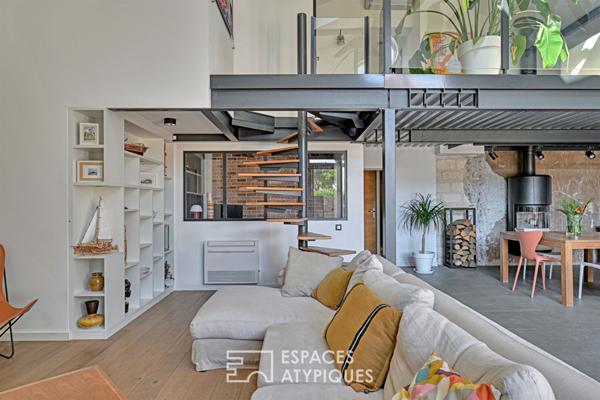 Loft familial rénové dans un ancien chai réhabilité avec piscine